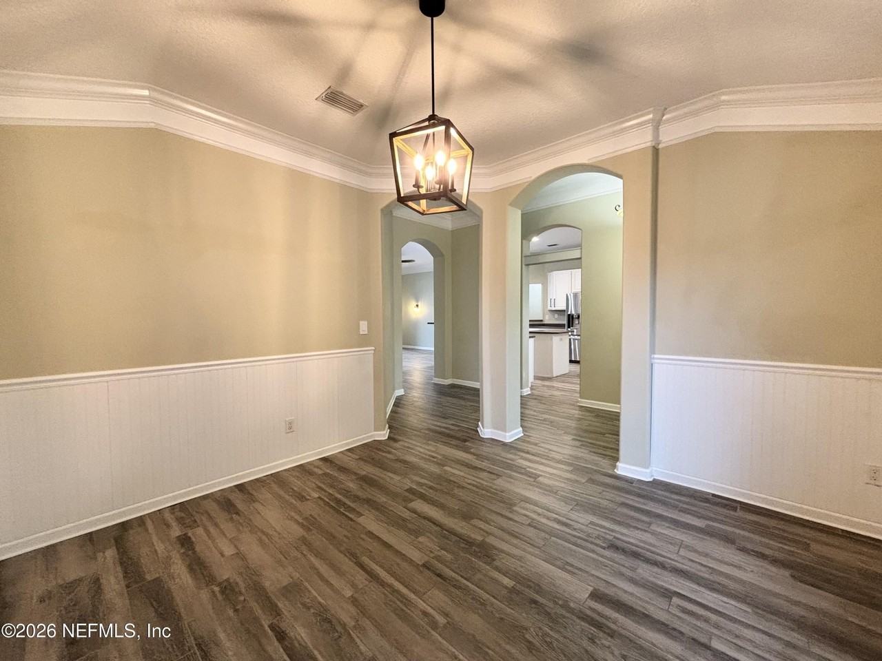 13856 Jeremiah Rd - Photo 5 of 37