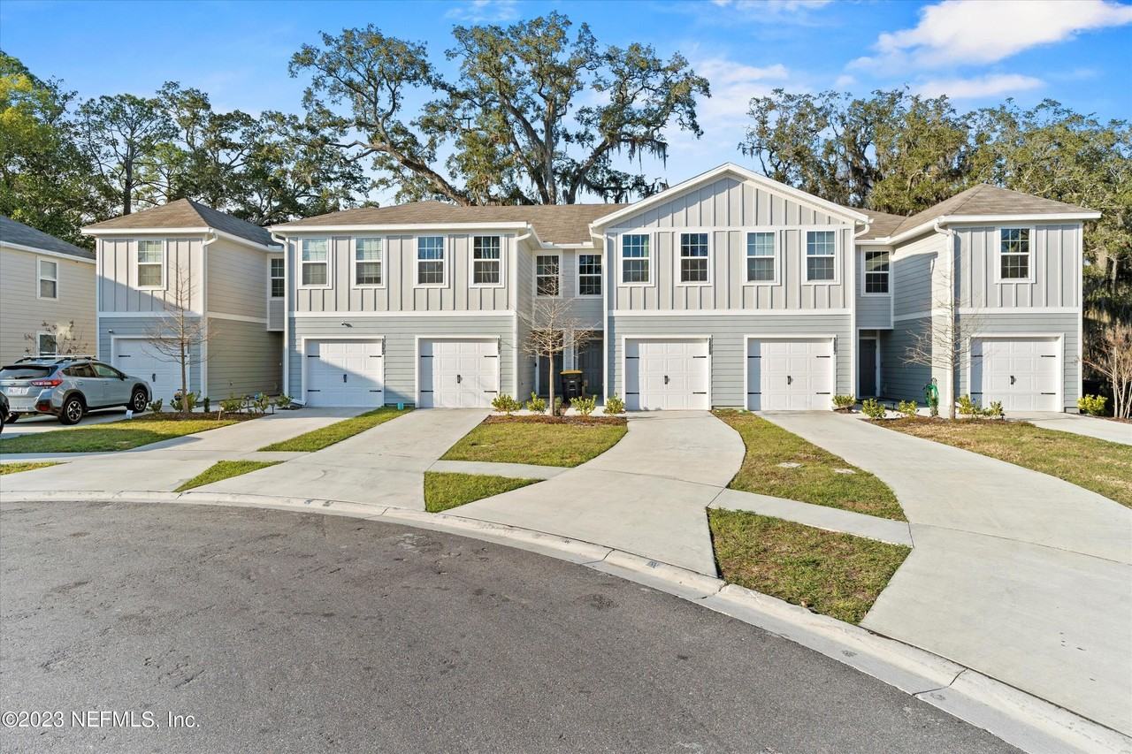 5893A Creekside Crossing Dr - Photo 2 of 21