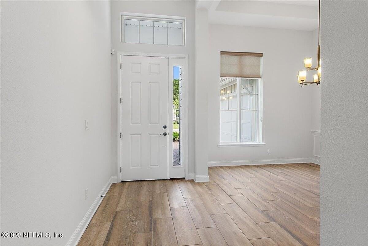 464 Park Forest Dr - Photo 3 of 34