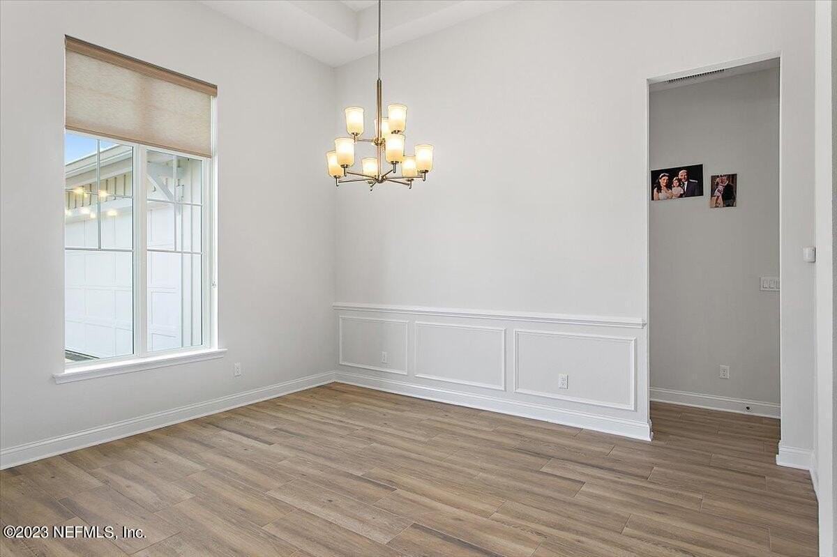 464 Park Forest Dr - Photo 4 of 34
