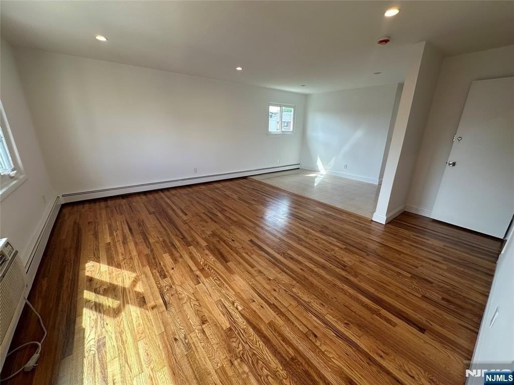 219 Cliff St #2 - Photo 3 of 28