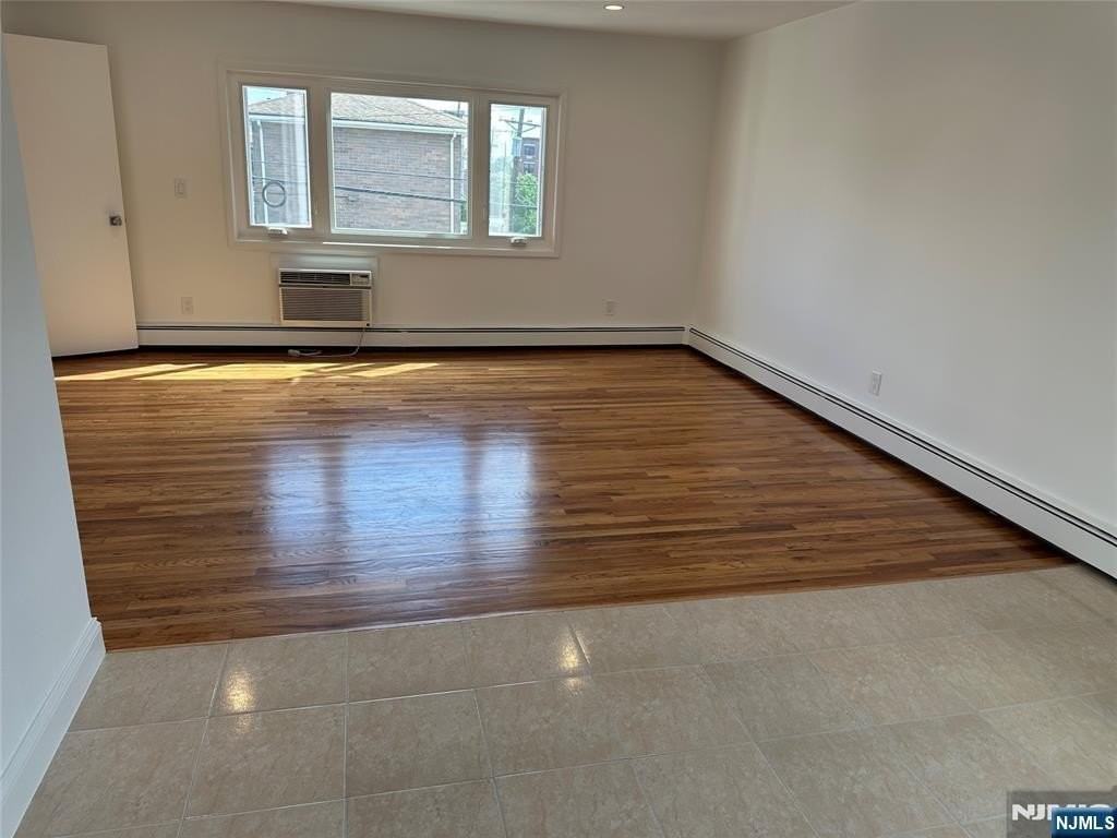 219 Cliff St #2 - Photo 6 of 28