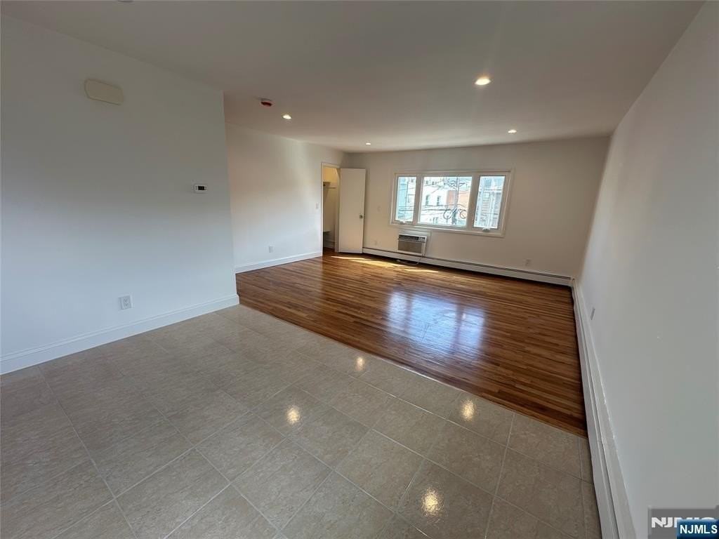 219 Cliff St #2 - Photo 7 of 28