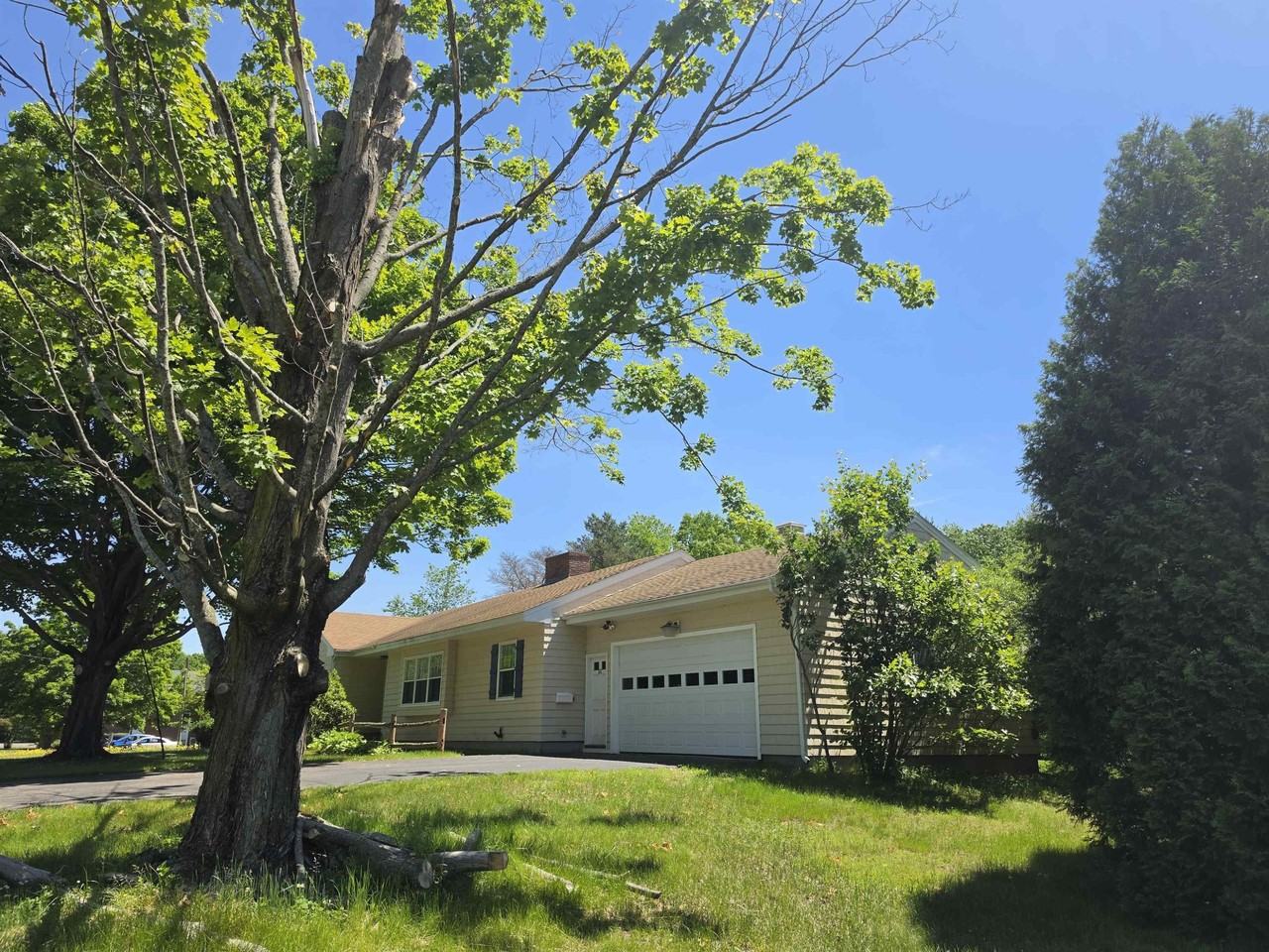 51 Eastern Ave