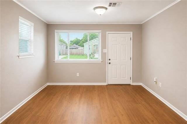 512 N Howard Ave - Photo 3 of 10