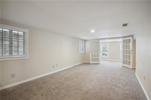 2205 Jefferson Ave - Photo 2 of 12