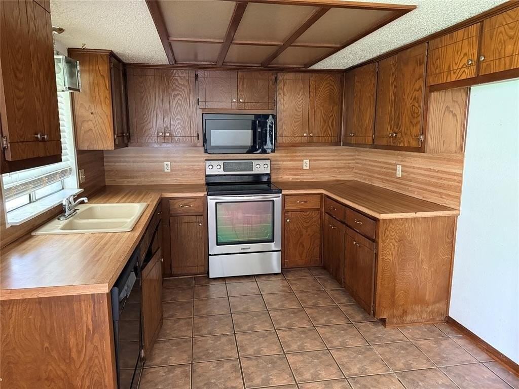 1721 N Gleason Ave - Photo 5 of 17