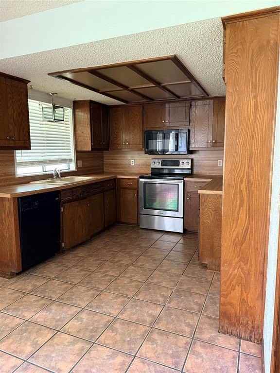 1721 N Gleason Ave - Photo 7 of 17