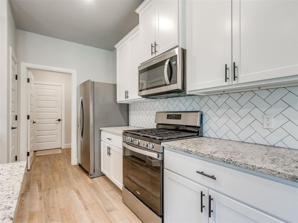 2379 Clubhouse Dr - Photo 4 of 23