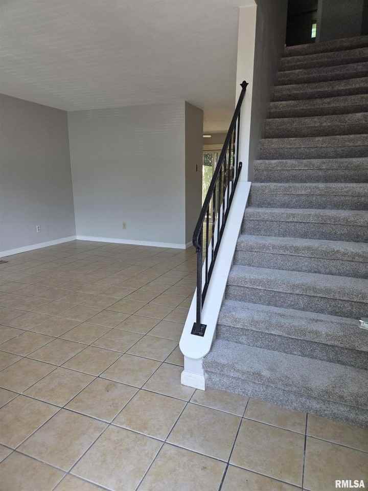1339 W Jeth Ct