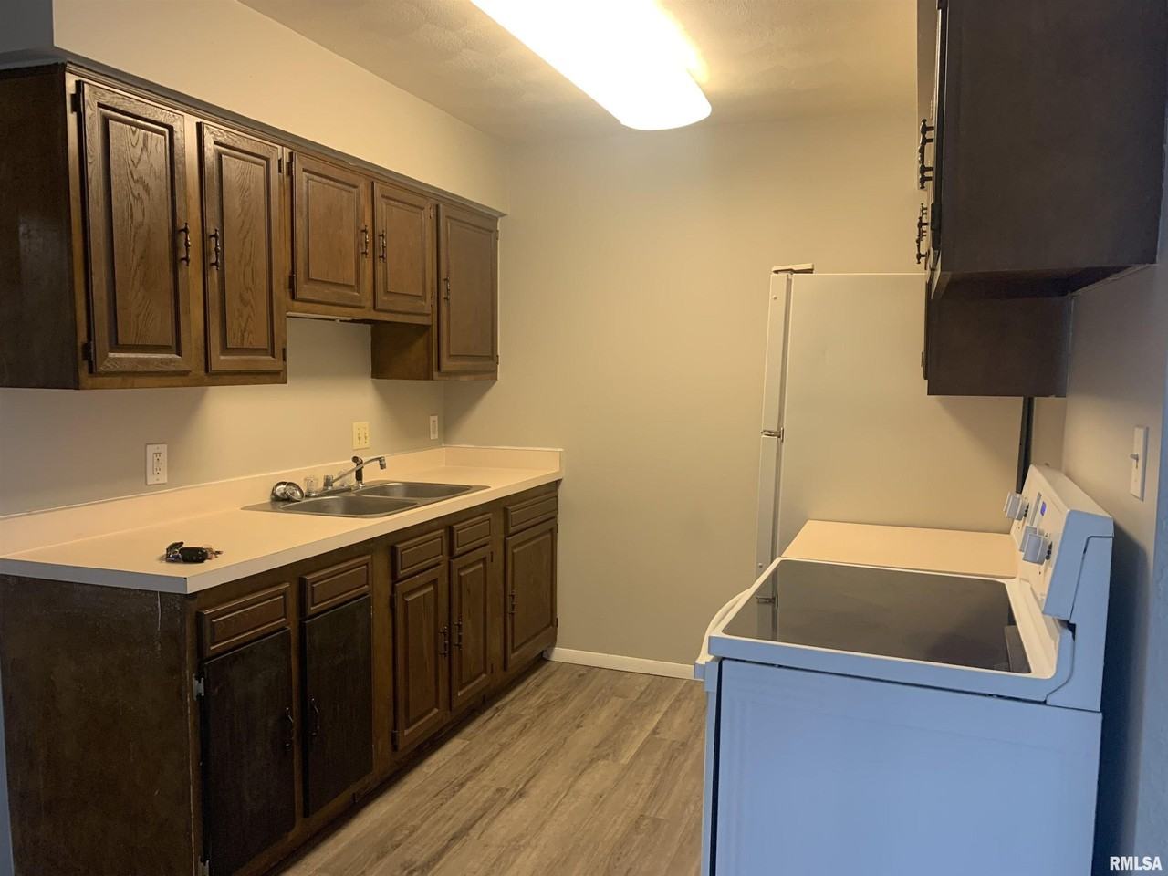 3116 N Molleck Dr #B - Photo 6 of 15