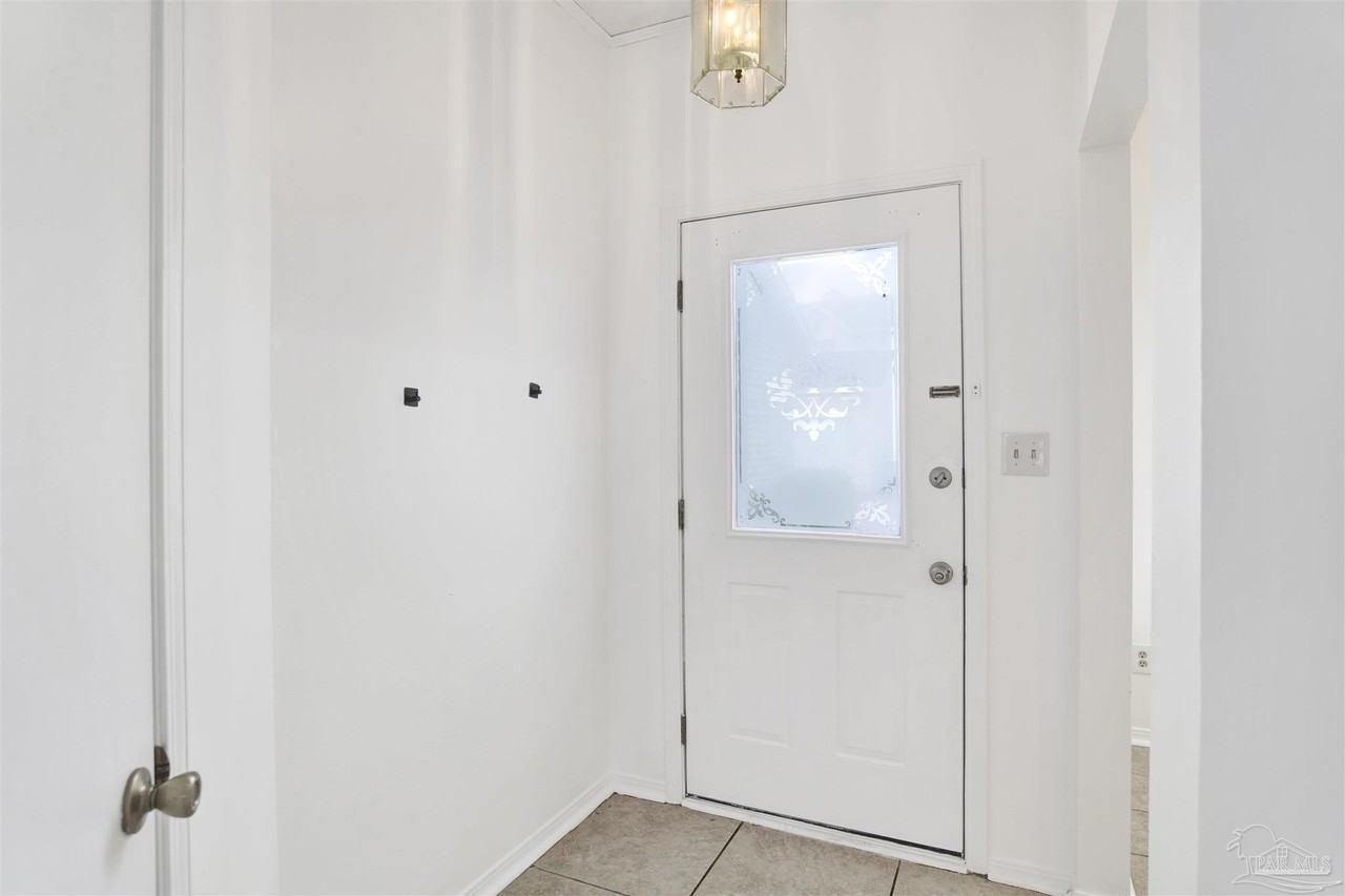 601 E Burgess Rd #K11 - Photo 4 of 26