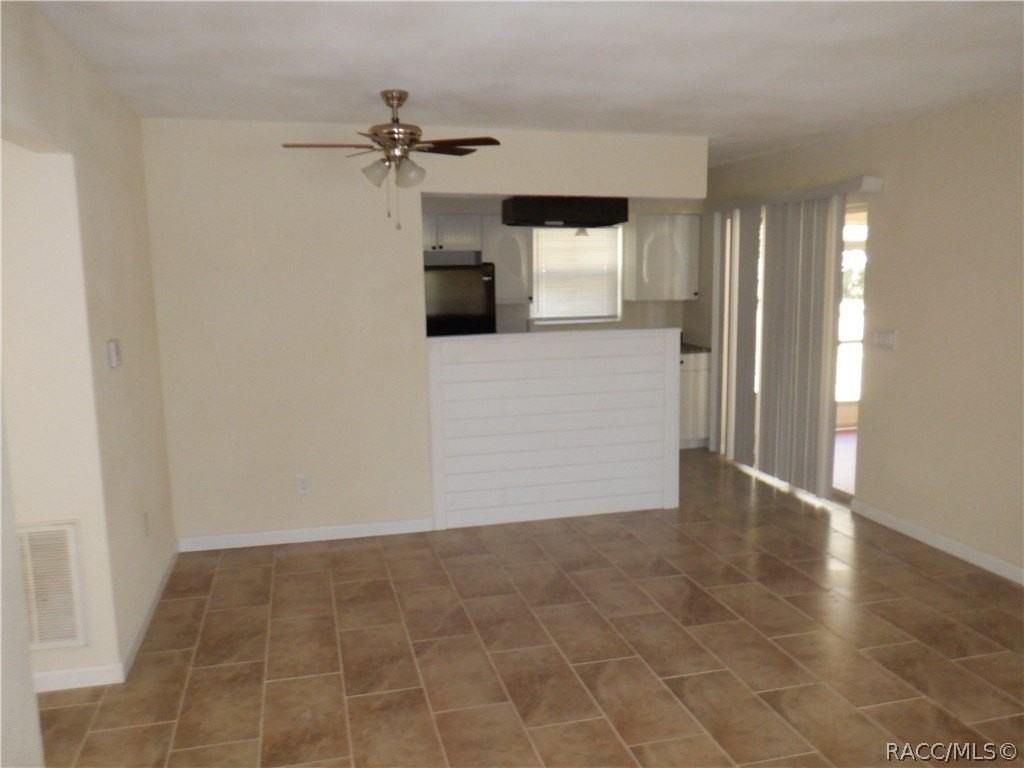 925 Turner Camp Rd - Photo 3 of 20