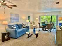 615 Nw Oleander St #202 - Photo 1 of 1