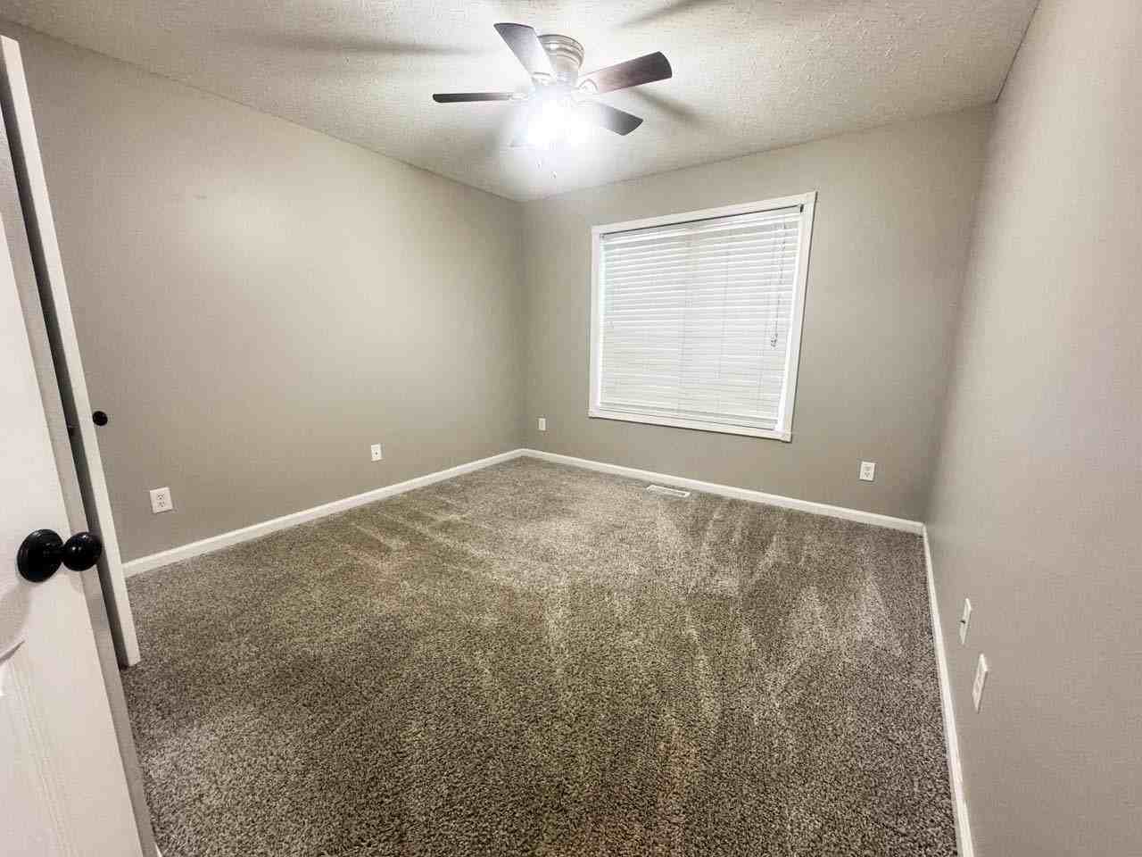 603 Aberdeene Ct - Photo 5 of 16
