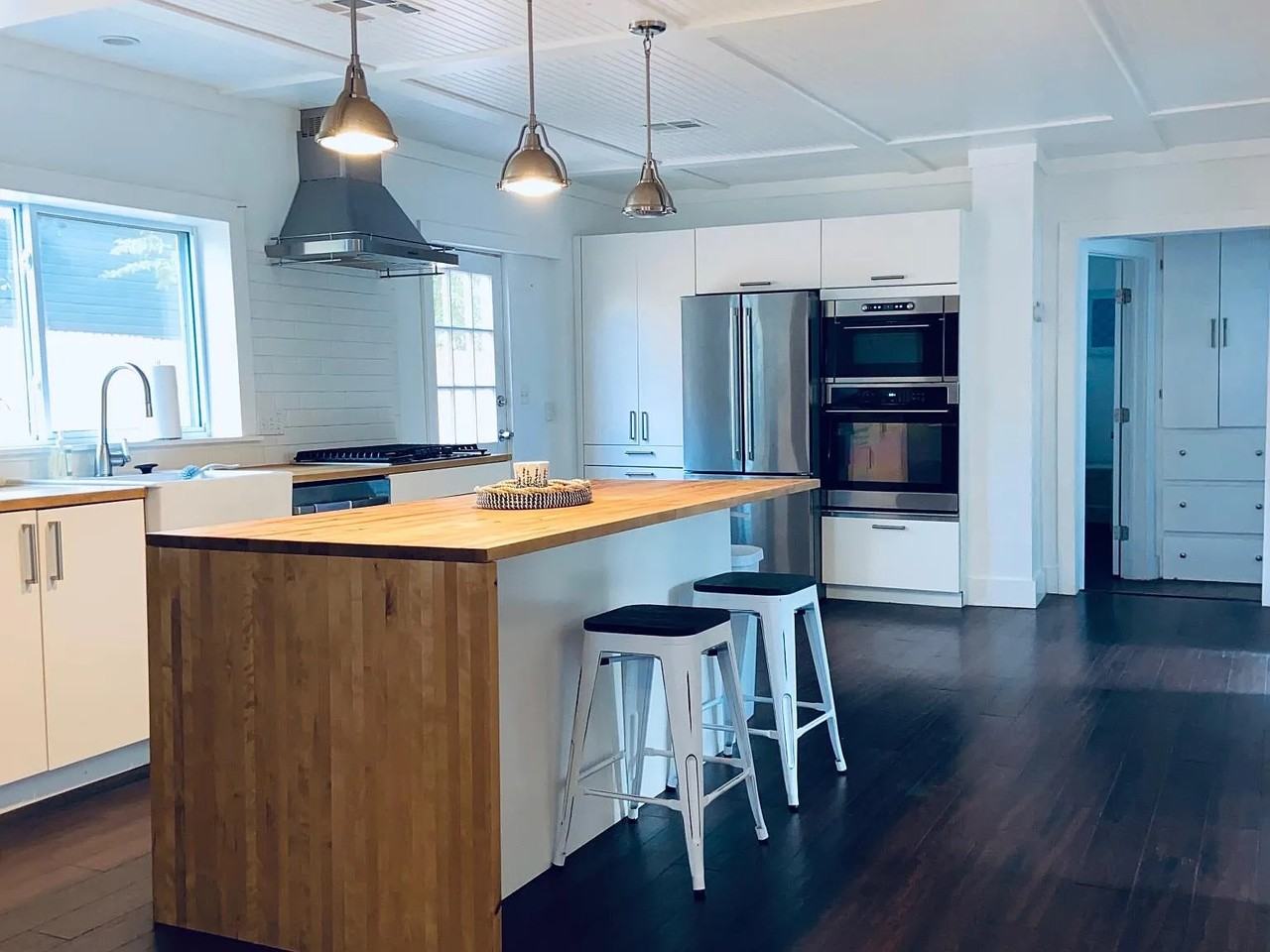 1820 Nw 37th St #1 - Photo 2 of 13