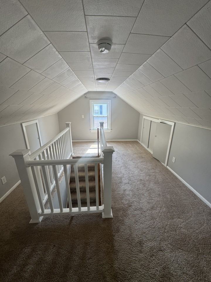 2191 Westside Dr #1 - Photo 2 of 10