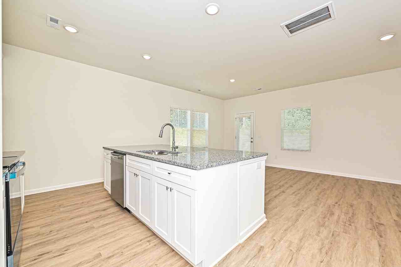 1725 East Cloaninger Avenueunit A #1 - Photo 2 of 23