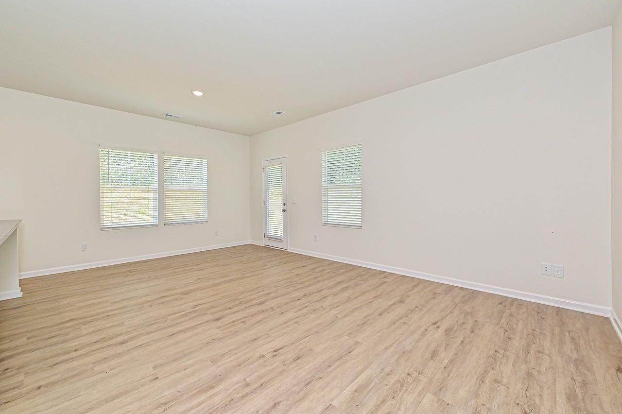 1725 East Cloaninger Avenueunit A #1 - Photo 4 of 23