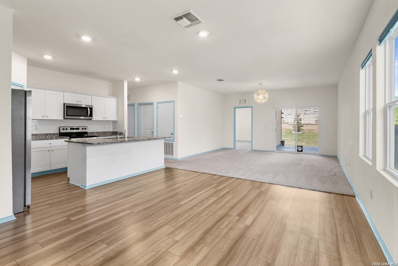 5010 Jovian - Photo 5 of 18