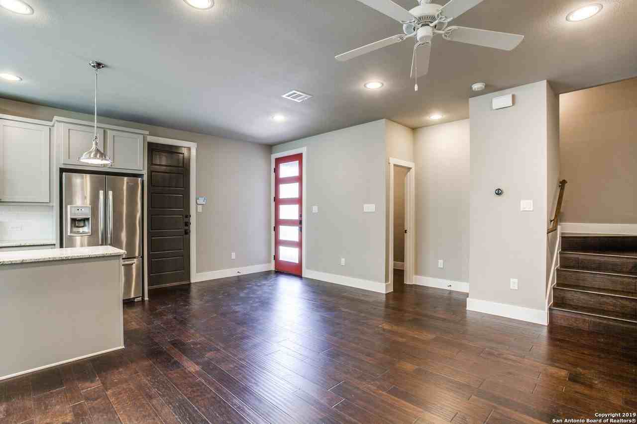 256 Claremont Ave #102 - Photo 2 of 25