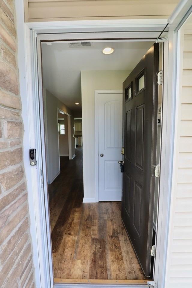 3680 Moseley Dr - Photo 5 of 50