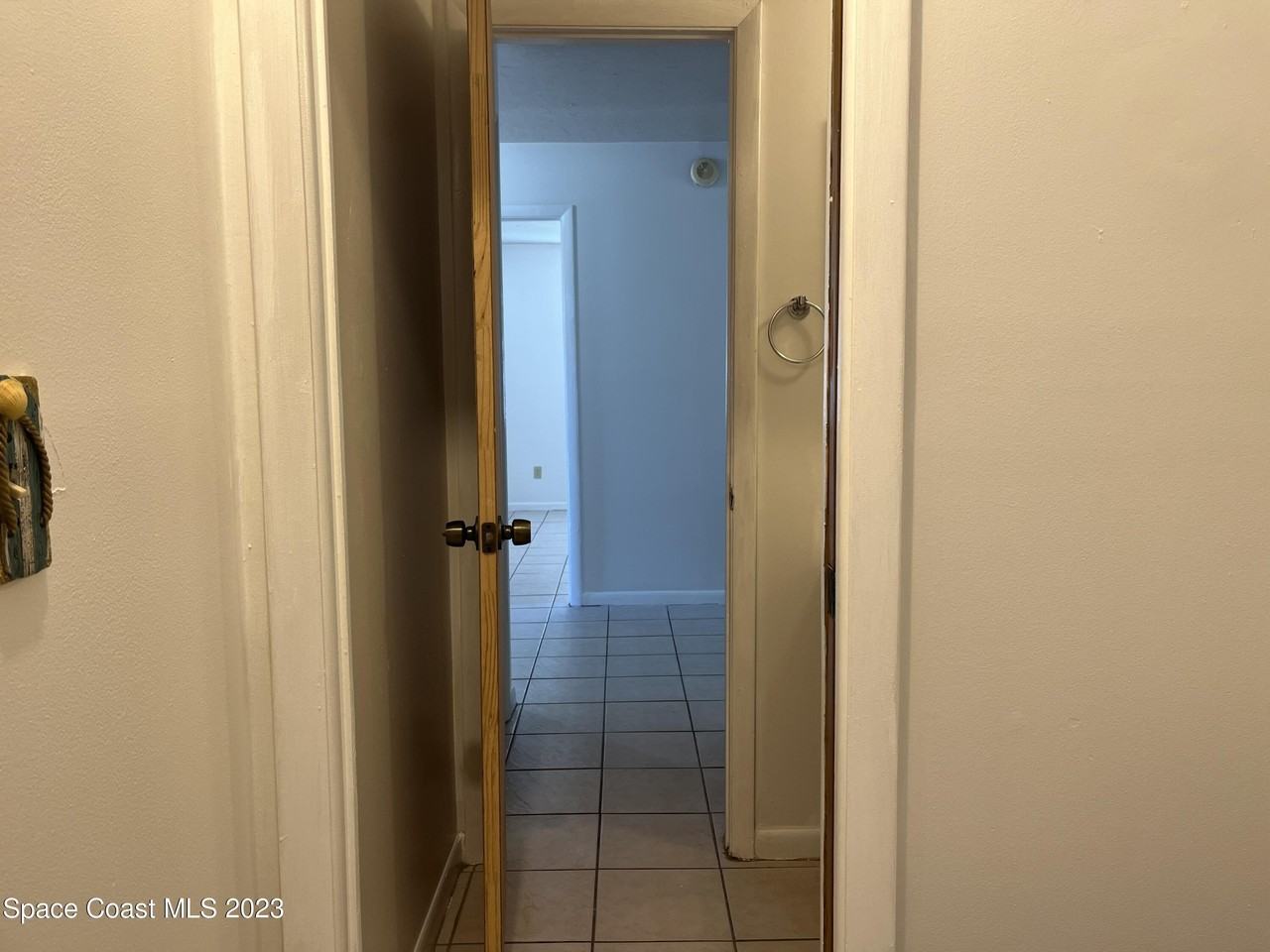 814 Poinciana St - Photo 5 of 8