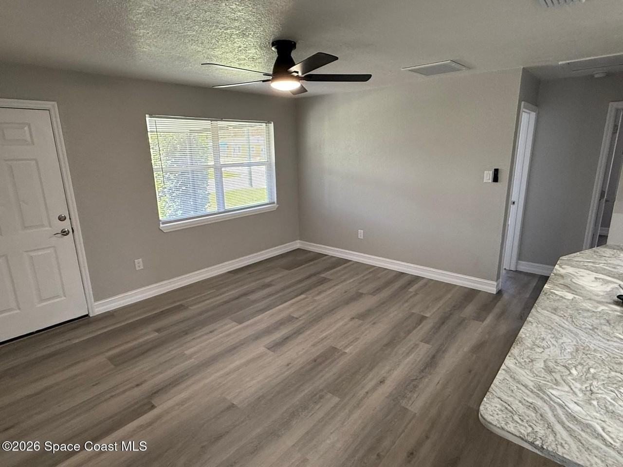 2839 Colbert Cir - Photo 5 of 27
