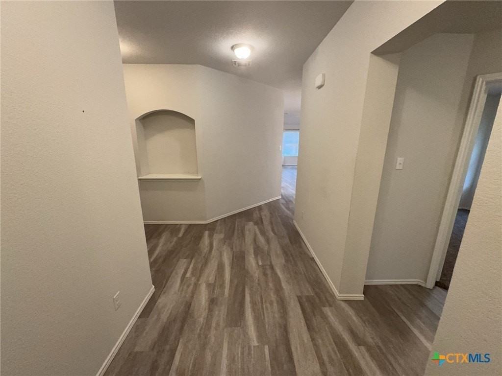 104 Green Jay Dr - Photo 4 of 31