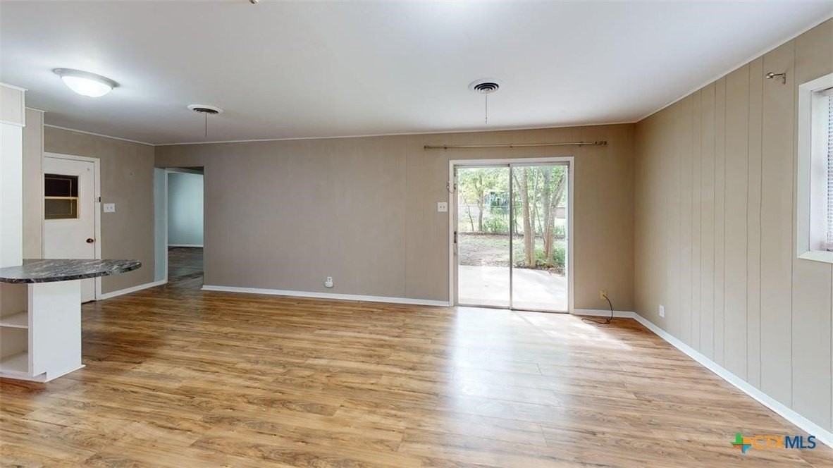 1613 Avalon Rd - Photo 7 of 31