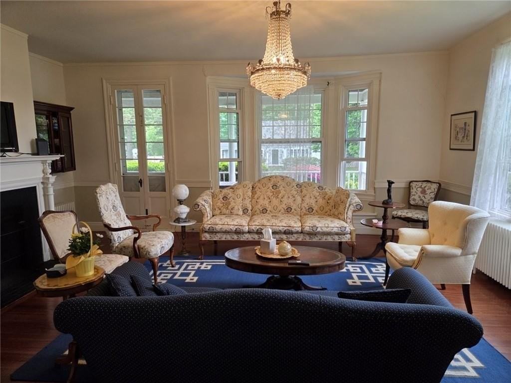 45 Woodlawn Ave #1 - Photo 5 of 14