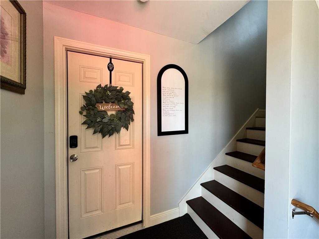 171 N Bend St #1 - Photo 3 of 23