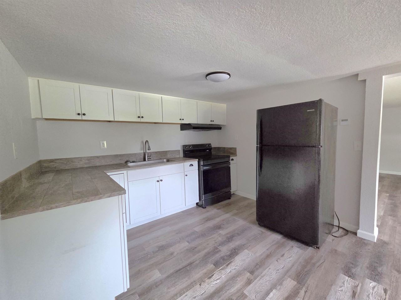 406A Puckett Rd - Photo 4 of 16