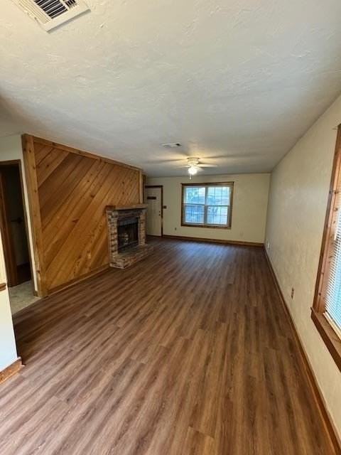 2304 Claremont Ln - Photo 2 of 5