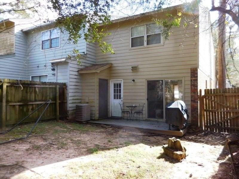 2304 Claremont Ln - Photo 4 of 5