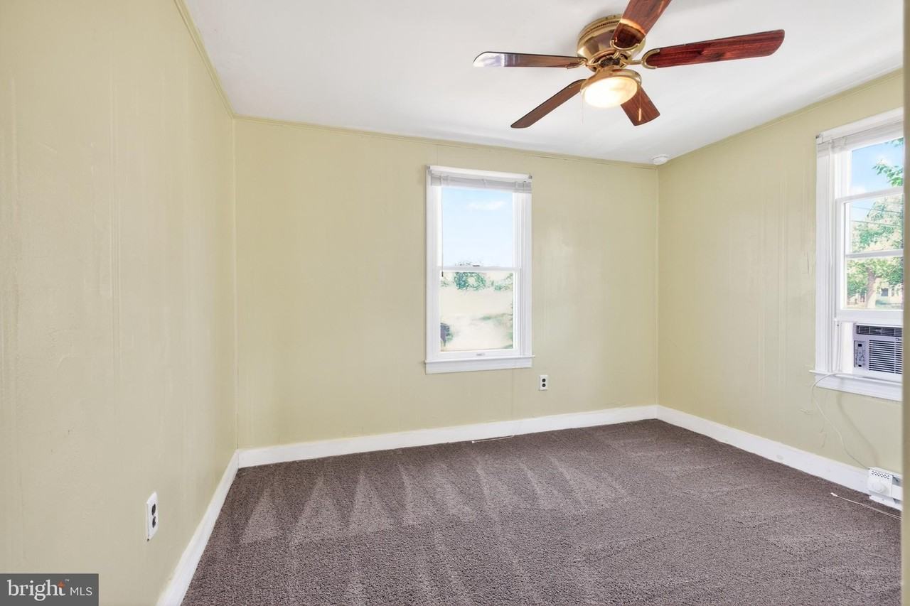 101 E Liberty St - Photo 6 of 27