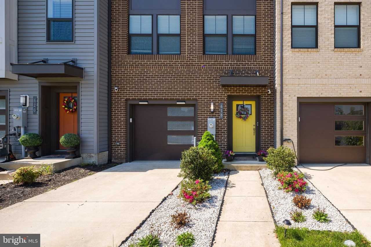 618 Chalcedony Ln - Photo 4 of 43