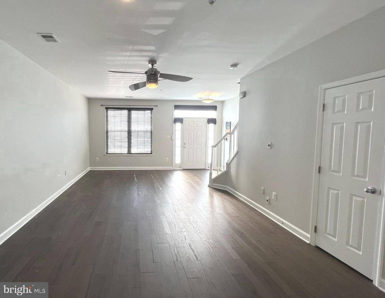 2724 Oak Leaf Ct #C - Photo 3 of 18