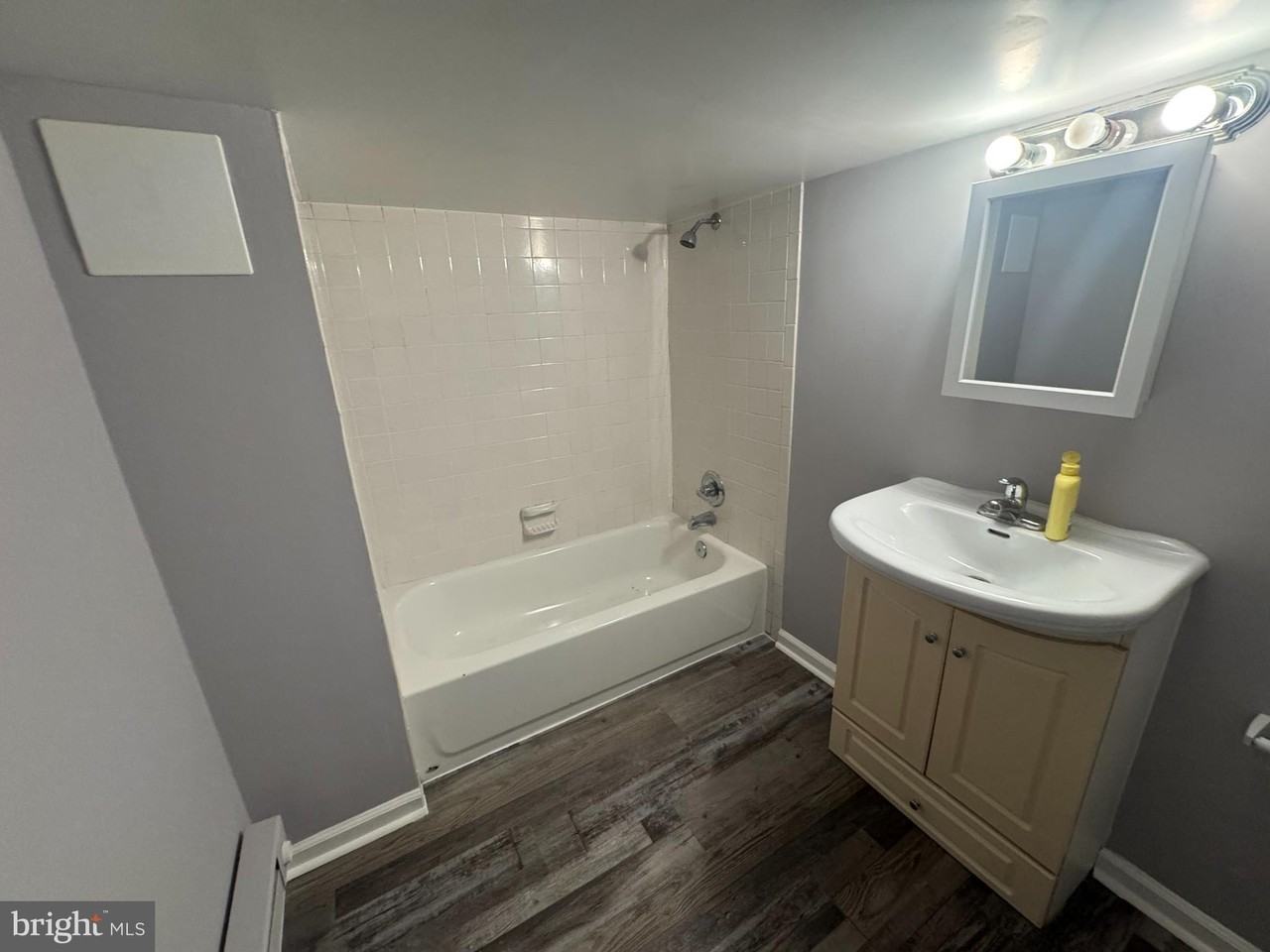 1022 Foxwood Ln - Photo 6 of 9