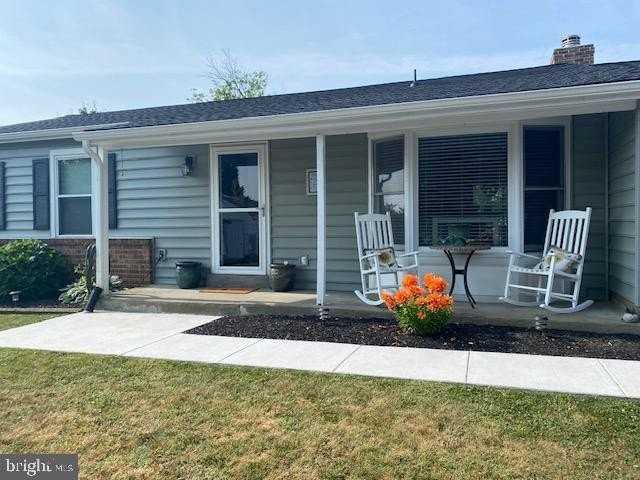8501 Adventure Ct - Photo 3 of 17