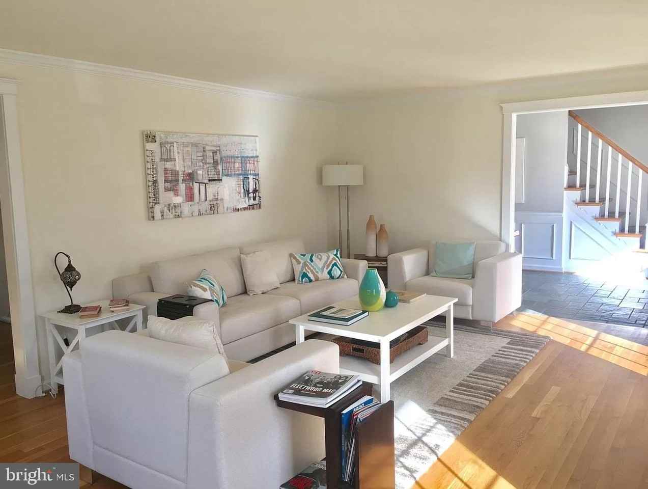 1849 Greenplace Ter - Photo 3 of 22