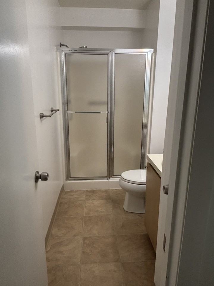 1900 Grove Court #405 - Photo 7 of 16