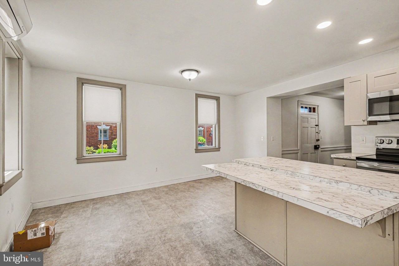 902 VILLAGE RD #1 - Photo 4 of 15