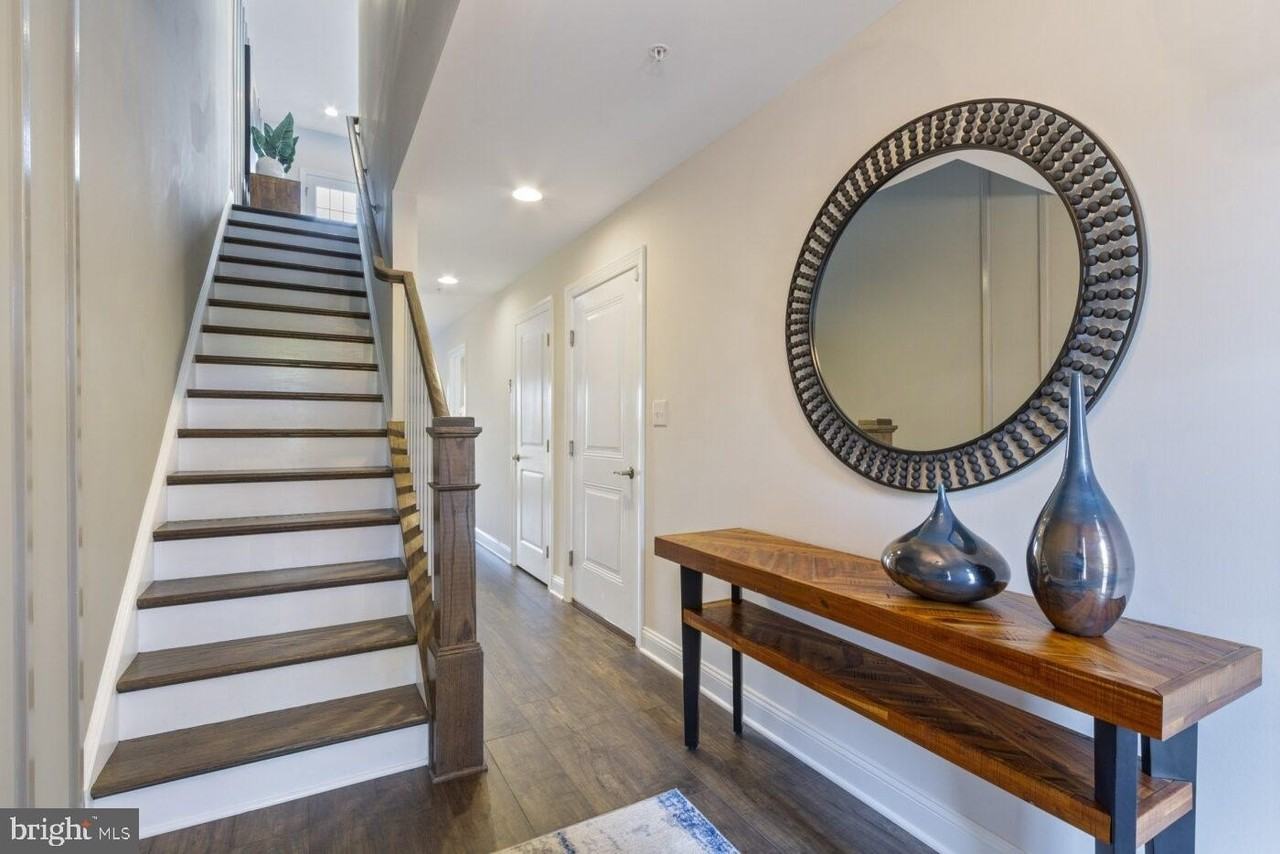 105 Larrabee Way - Photo 7 of 12