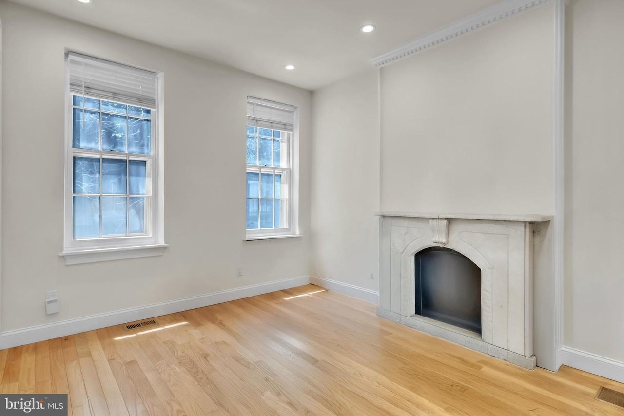 2213 Pine St #1 - Photo 2 of 20