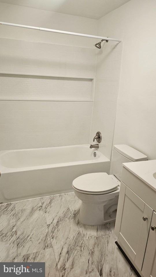 16403 Dawn Blvd - Photo 7 of 9