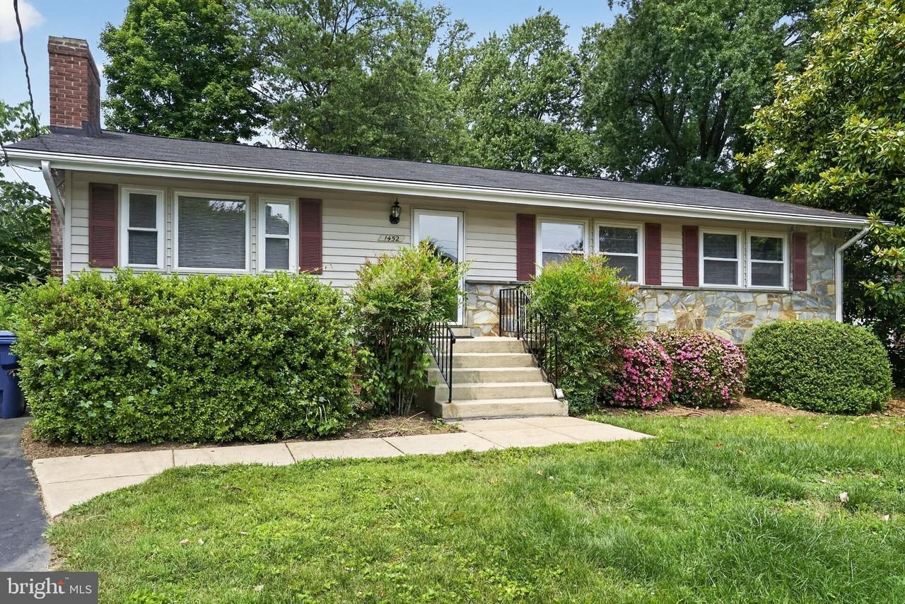 1452 Dewberry Ct