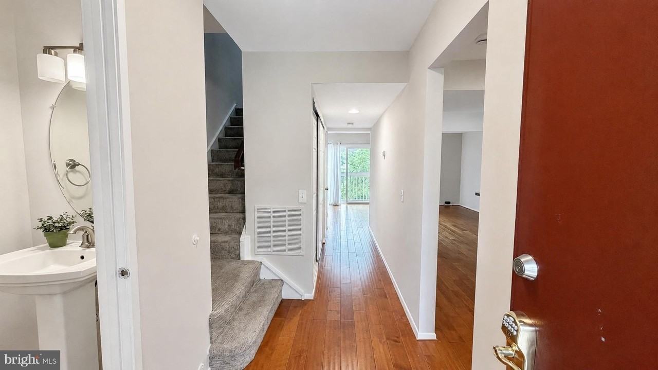 2473 Glengyle Dr #180 - Photo 2 of 20