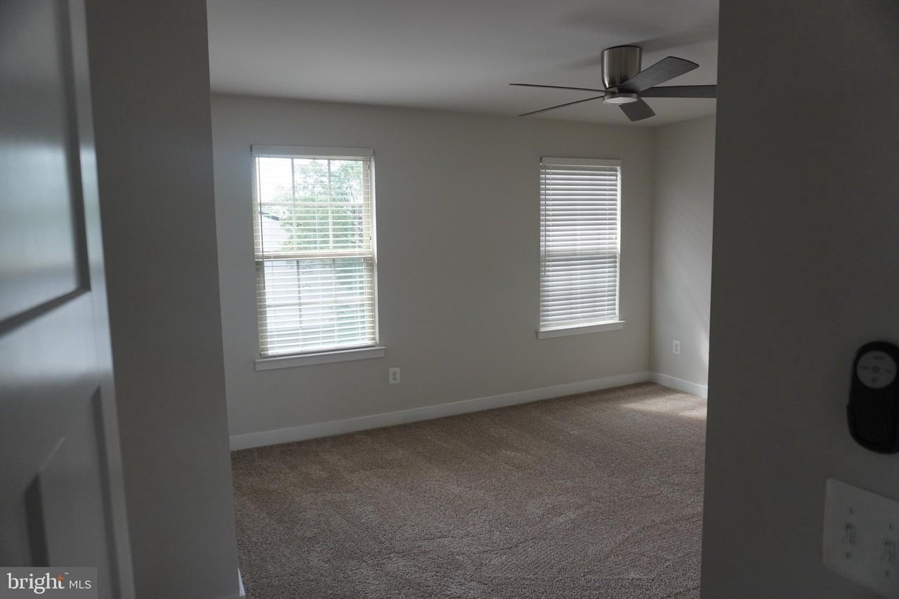 4510 Joseph Bristow Ln - Photo 4 of 38