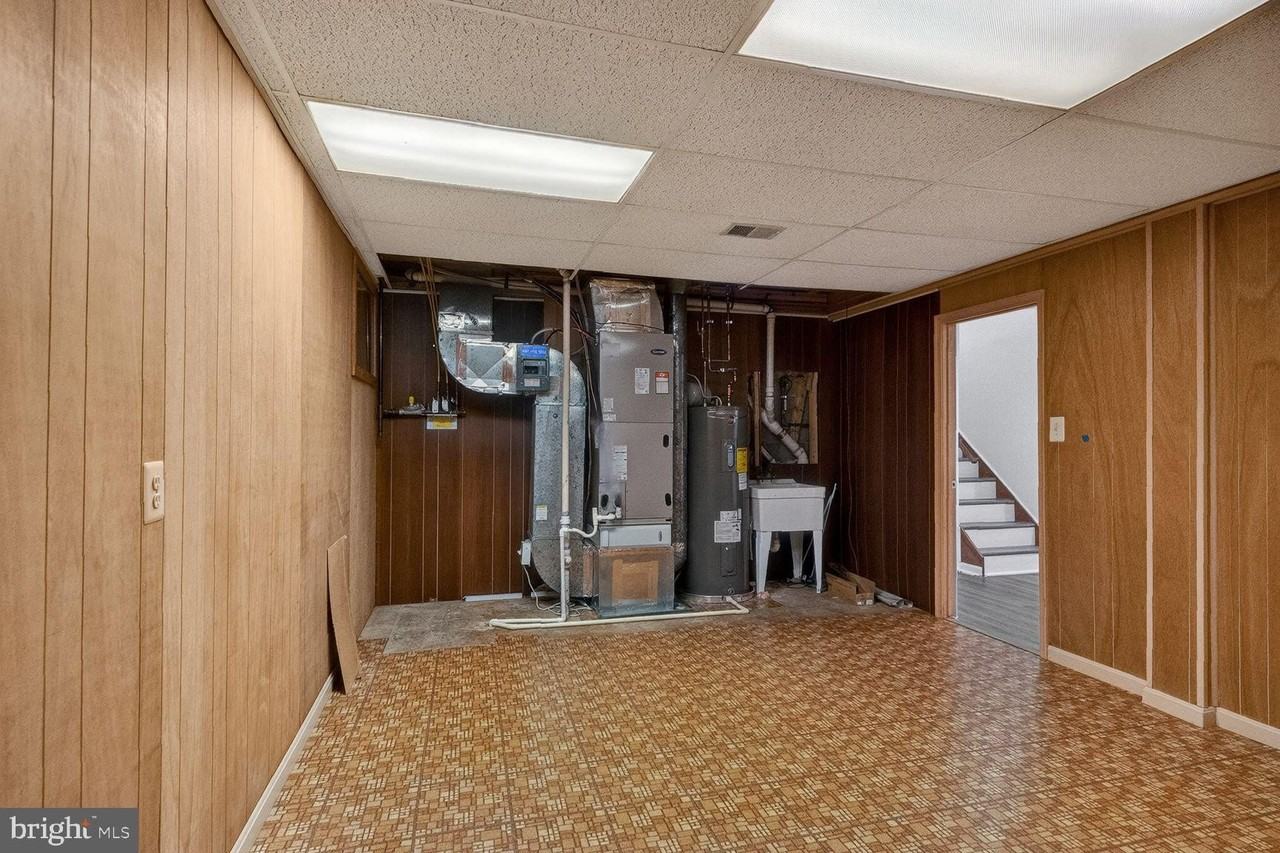 925 Chancellor St Sw - Photo 7 of 25